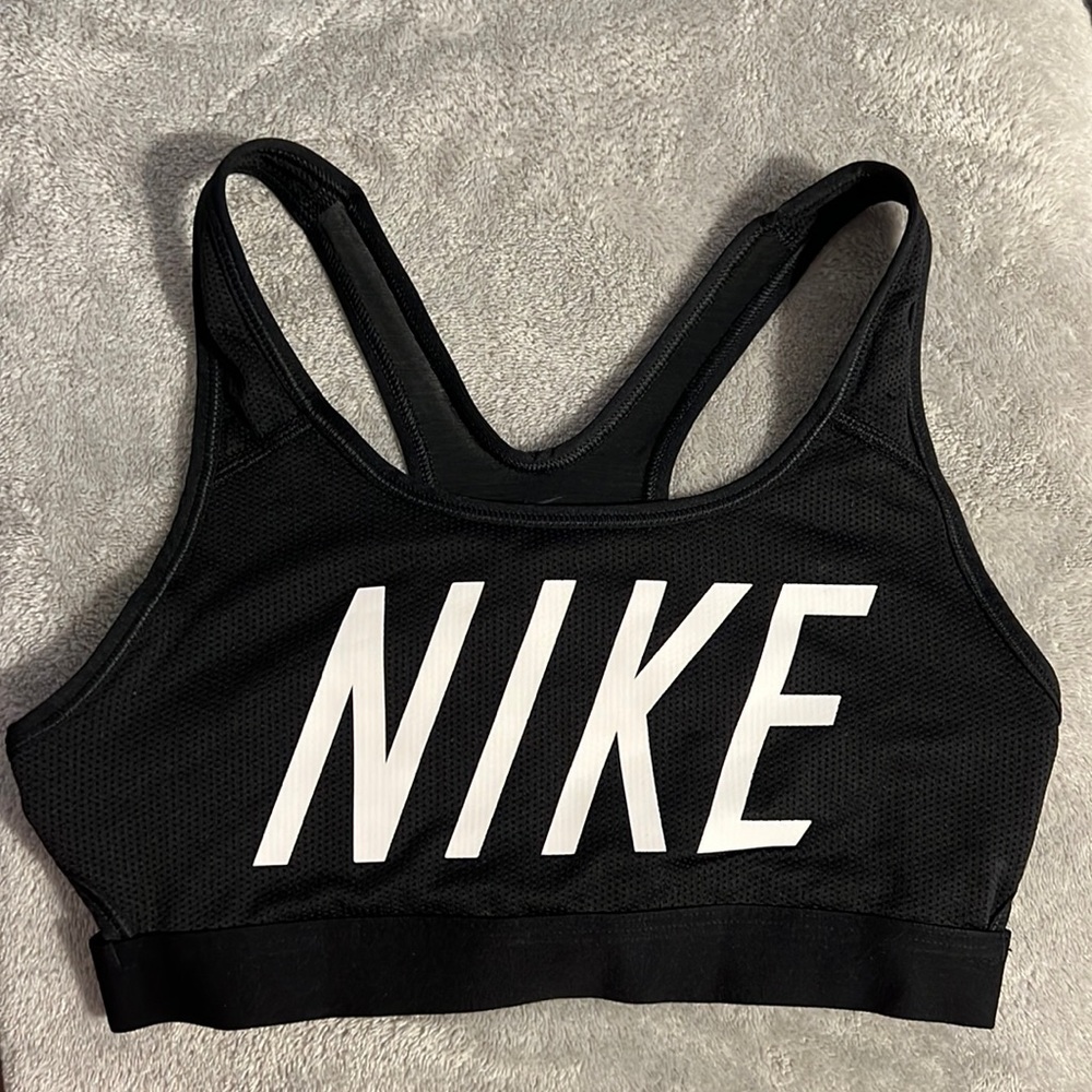 nike sports bra with cute back!